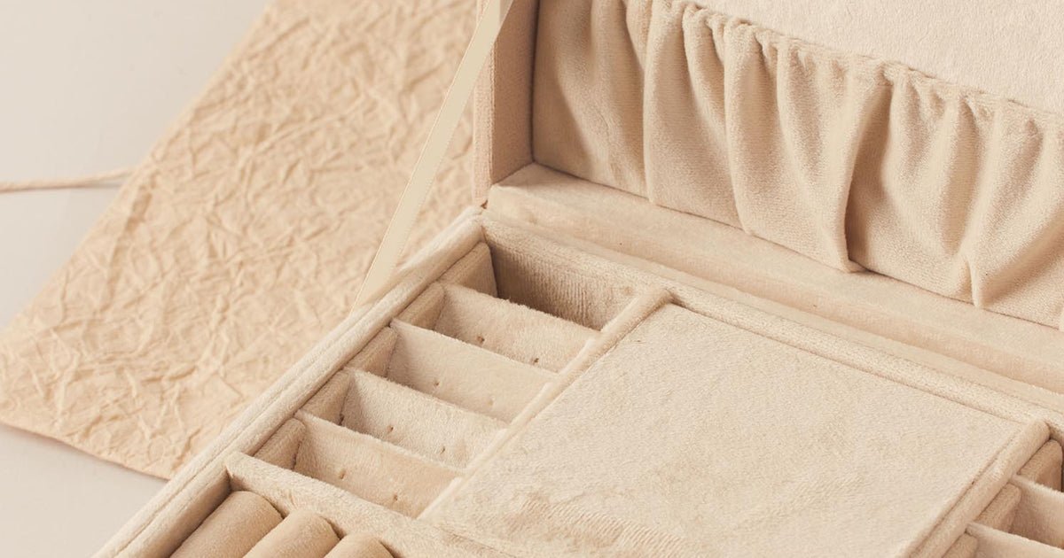 Joyero XL Terciopelo Beige product photo from Apodemia